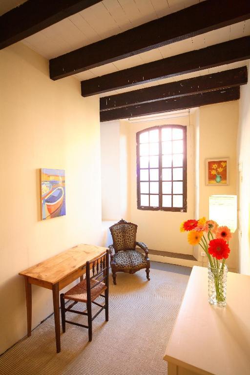 Belle De Nuit Bed & Breakfast Oppede Ngoại thất bức ảnh